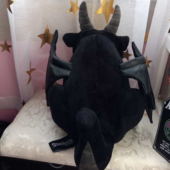 Killstar Gargoye Plushy - Picture 7 of 11
